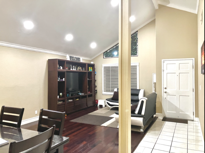 3898 Campbell Pl - Photo 3 of 9