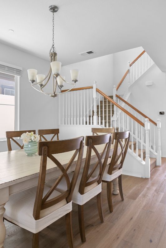 7264 Wembley St - Photo 4 of 45