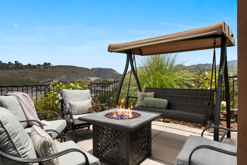 7264 Wembley St - Photo 2 of 45