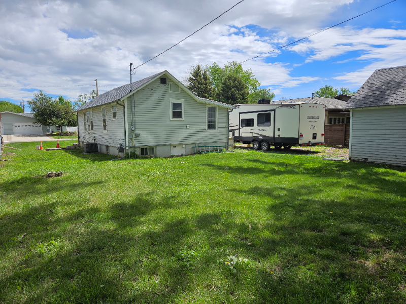 1011 S Cottage Grove Ave - Photo 6 of 24