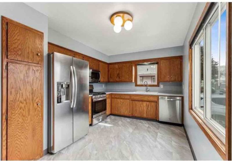 1001 Englewood Ave #1003 - Photo 2 of 13