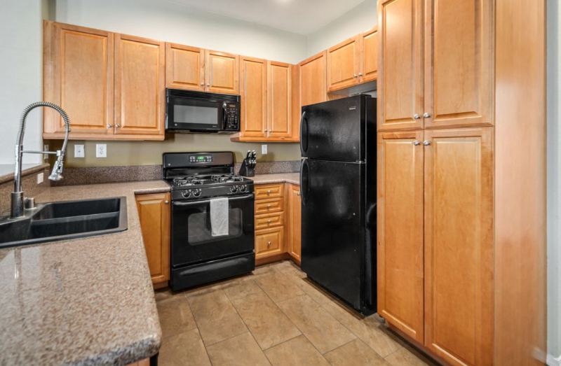 17945 Lost Canyon Rd #16 - Photo 6 of 20