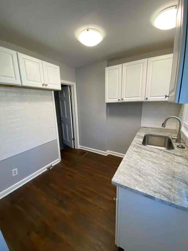 2740 Ruhl Ave - Photo 2 of 19