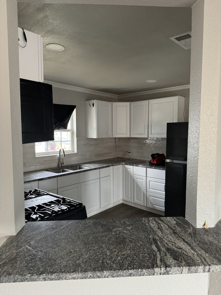 1100 N Colorado St #NA - Photo 4 of 12