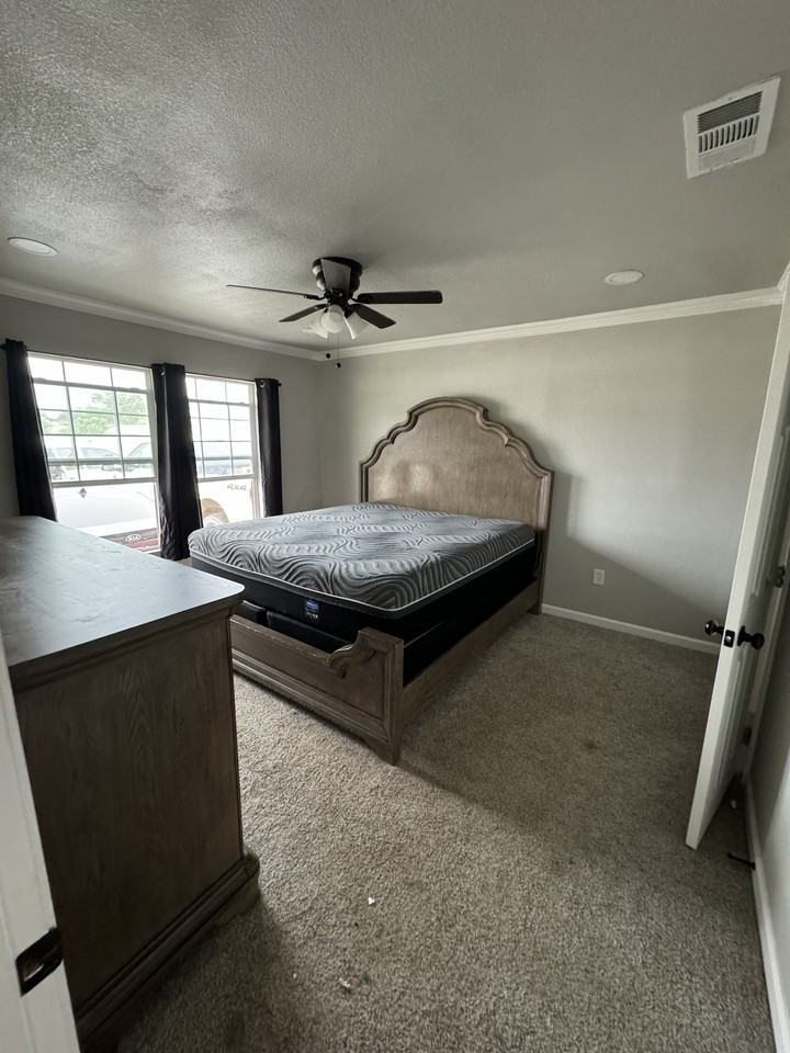 1100 N Colorado St #NA - Photo 6 of 12