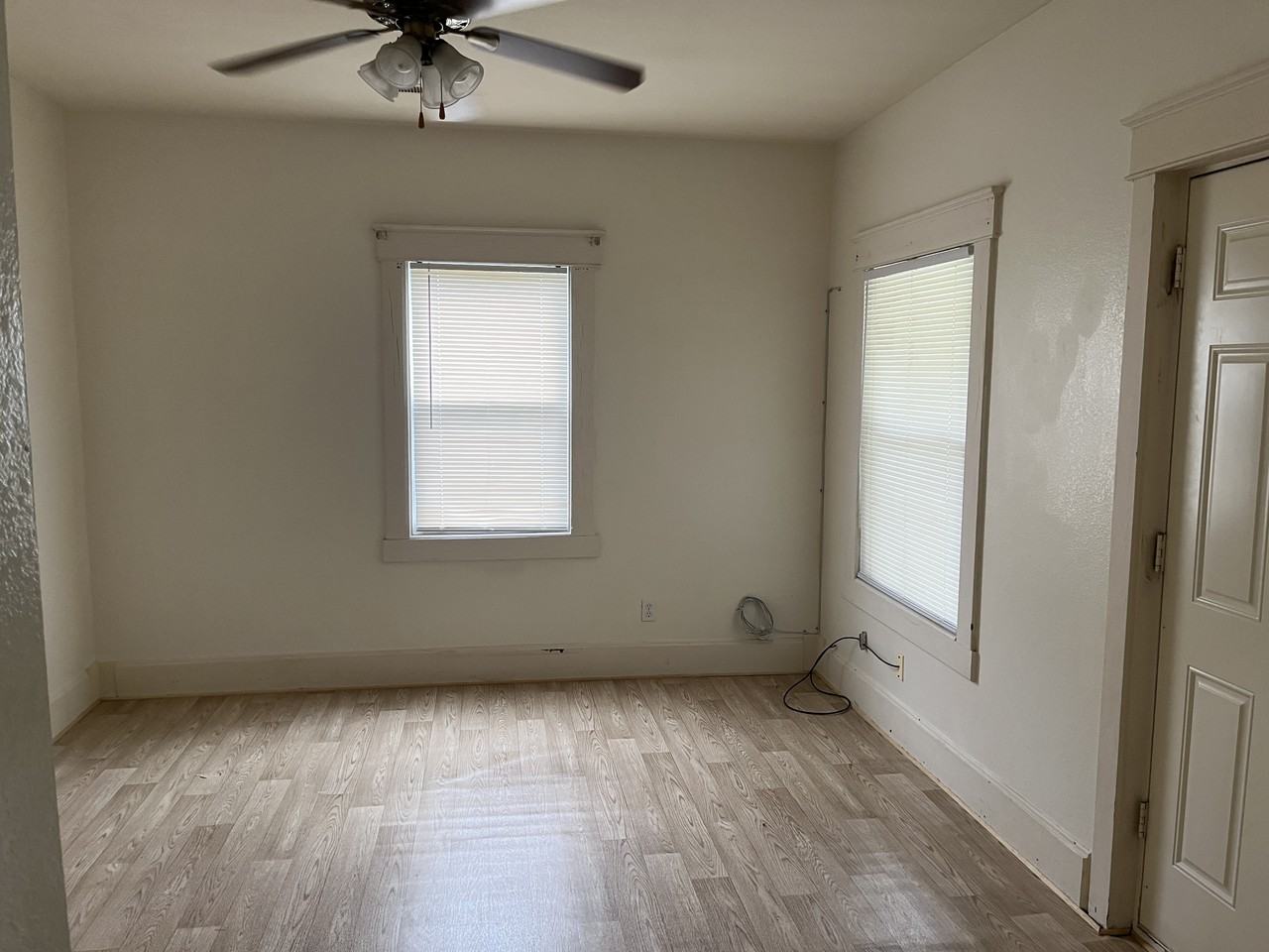 402 Farris Ave #NA - Photo 3 of 8