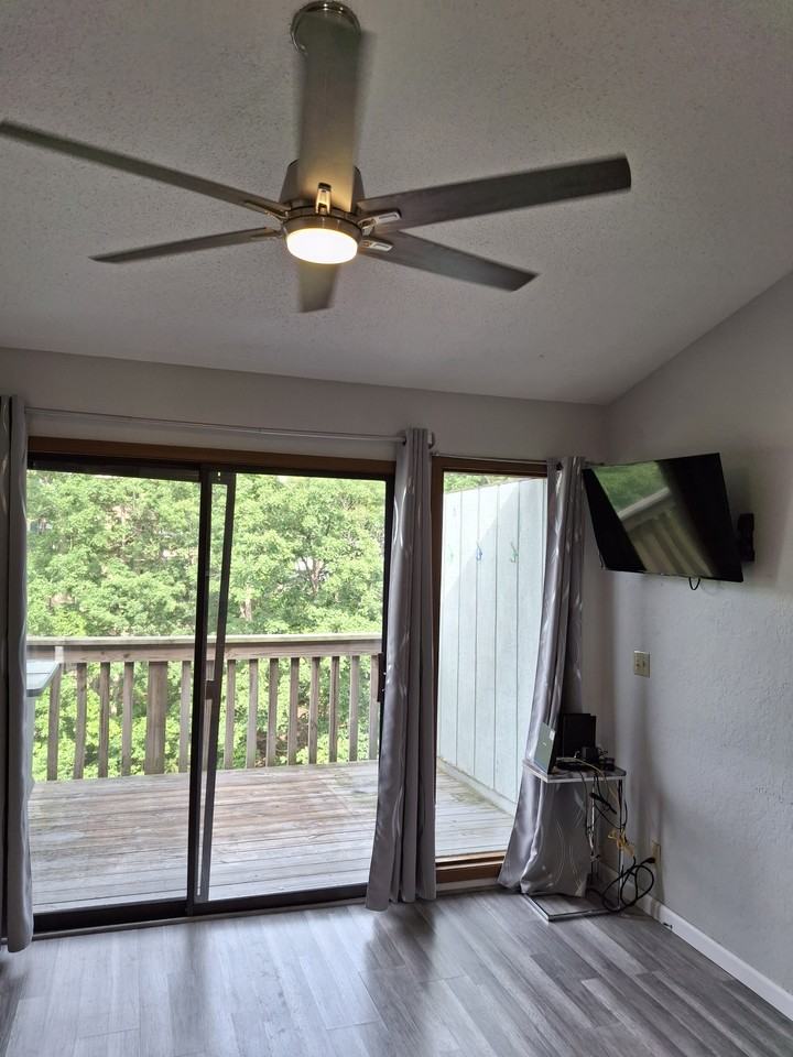 150 Sws Dr #159-4C - Photo 6 of 20
