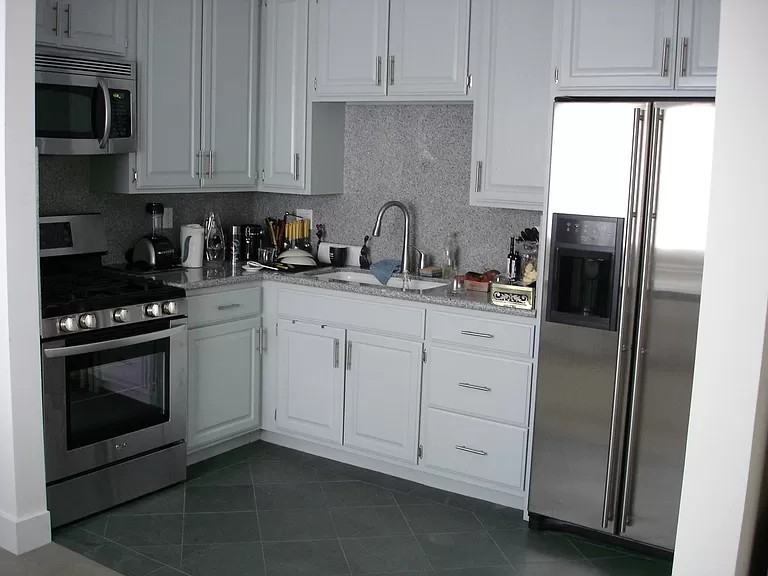 3411 Helms Avenue #2 - Photo 3 of 9