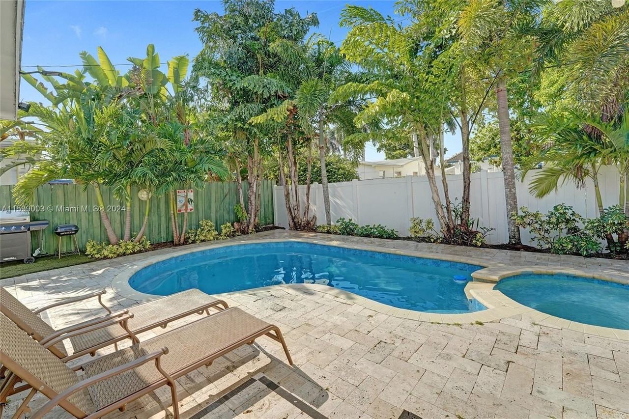 218 Se 4th St #0 - Photo 6 of 50