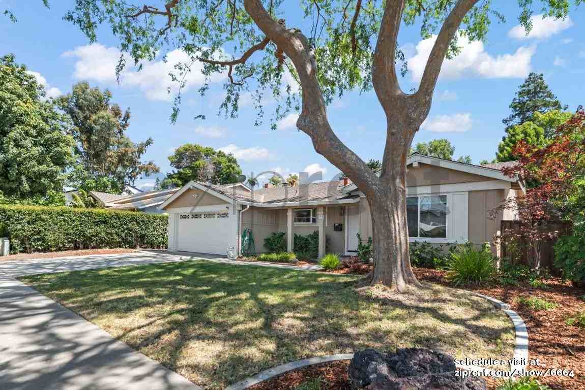 270 Moraga Way - Photo 2 of 31