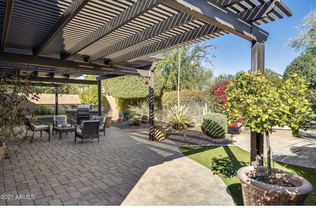 26905 N 54th Ln - Photo 4 of 18