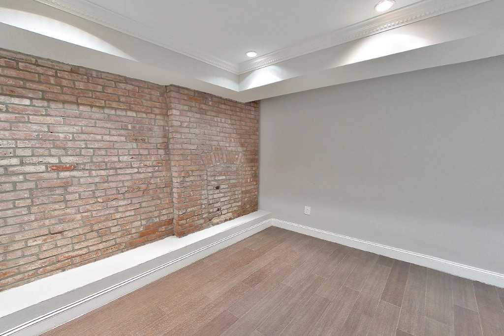 Hudson St #1 - Photo 4 of 6