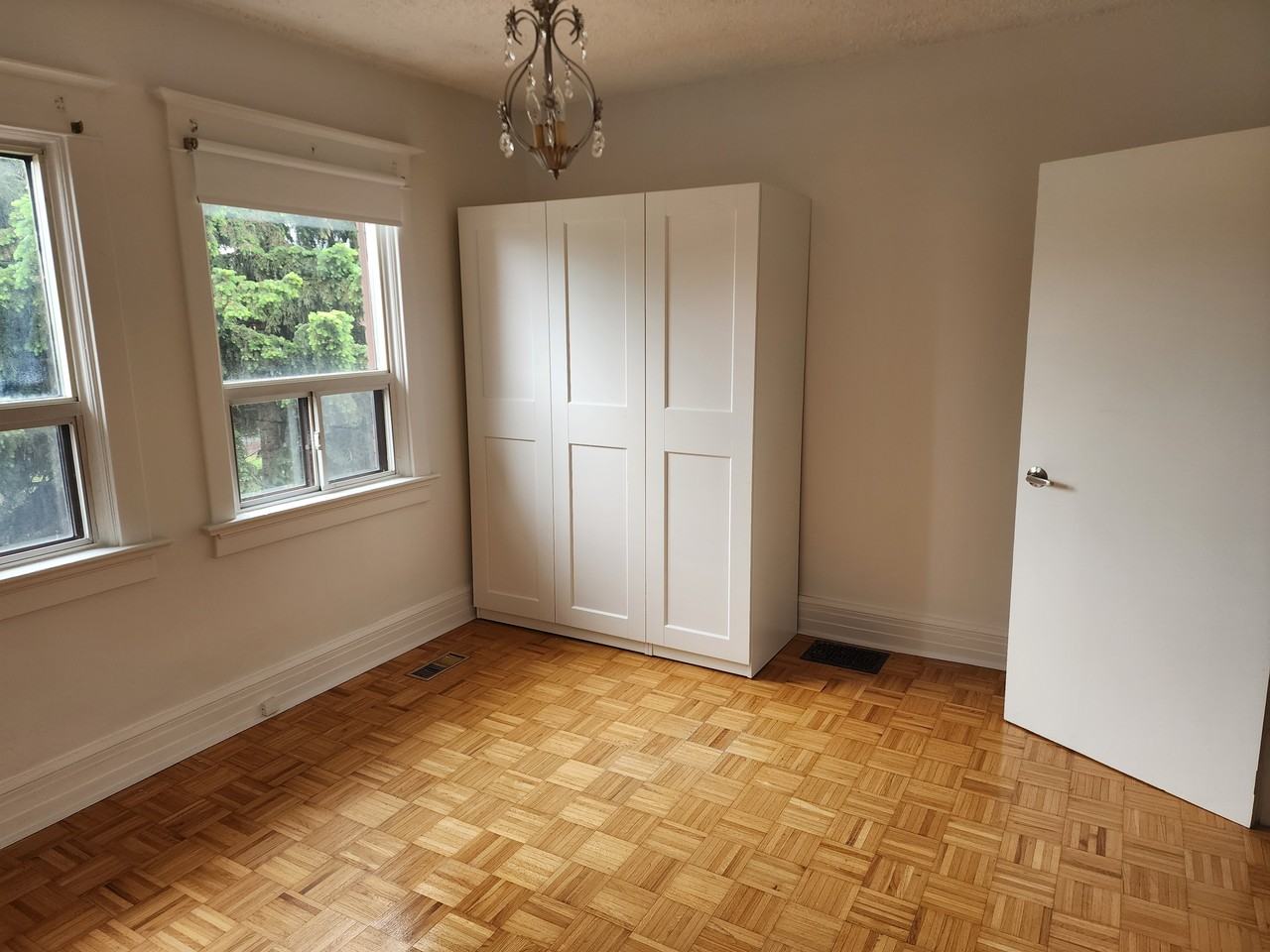 108 Armstrong Avenue #B - Photo 7 of 11