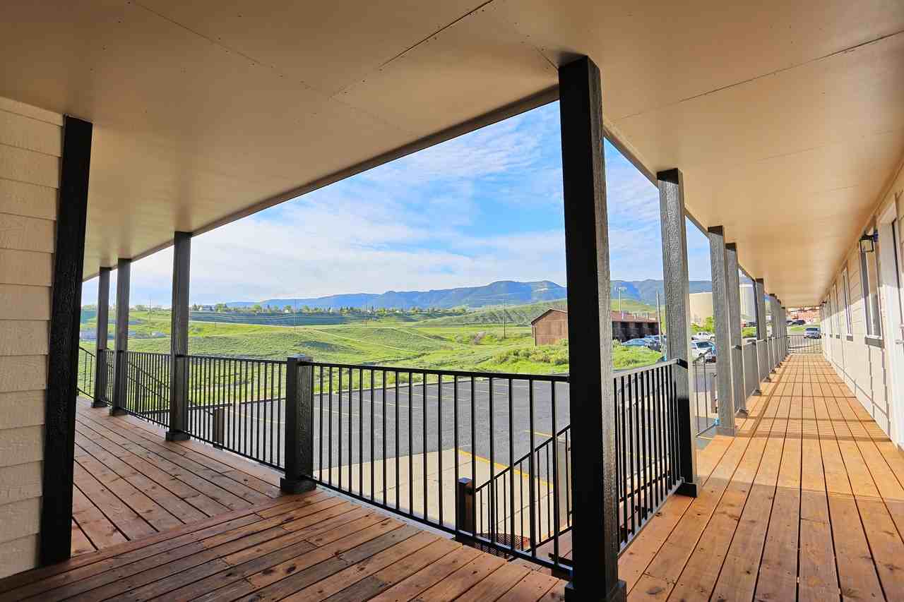 1200 Boulder Drive - Photo 3 of 47