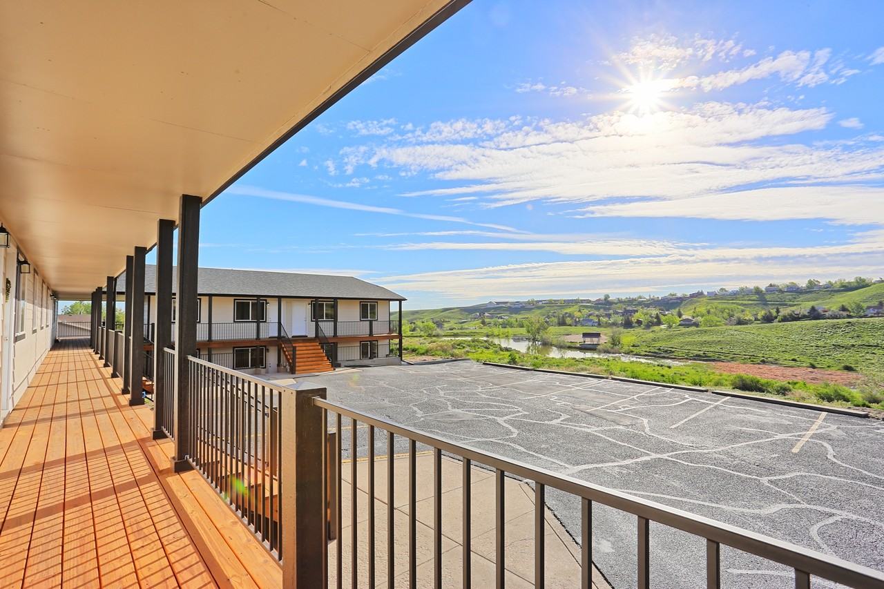 1200 Boulder Drive - Photo 4 of 47