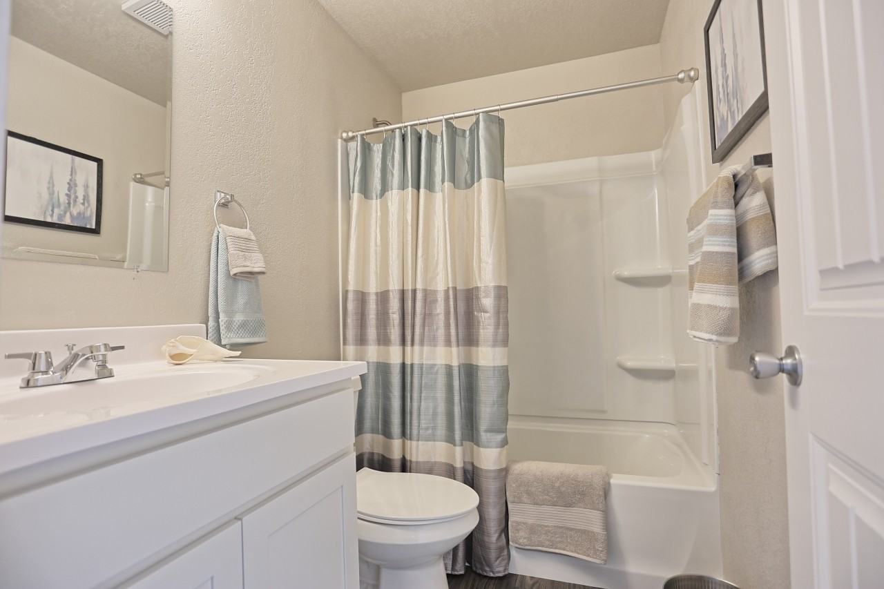 1260 Boulder Dr - Photo 5 of 9