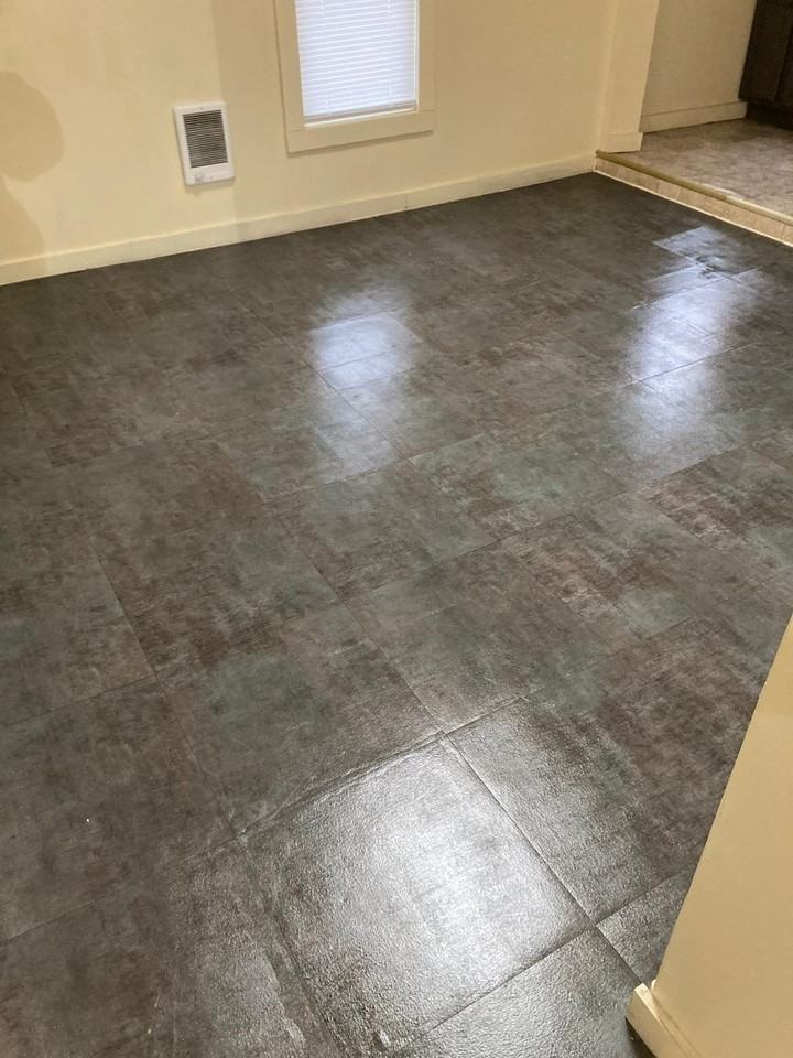 119 E Indiana Ave - APT 4 - Photo 2 of 9