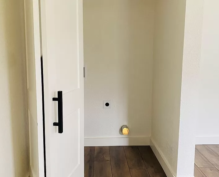 303 Yaupon St #NA - Photo 6 of 22