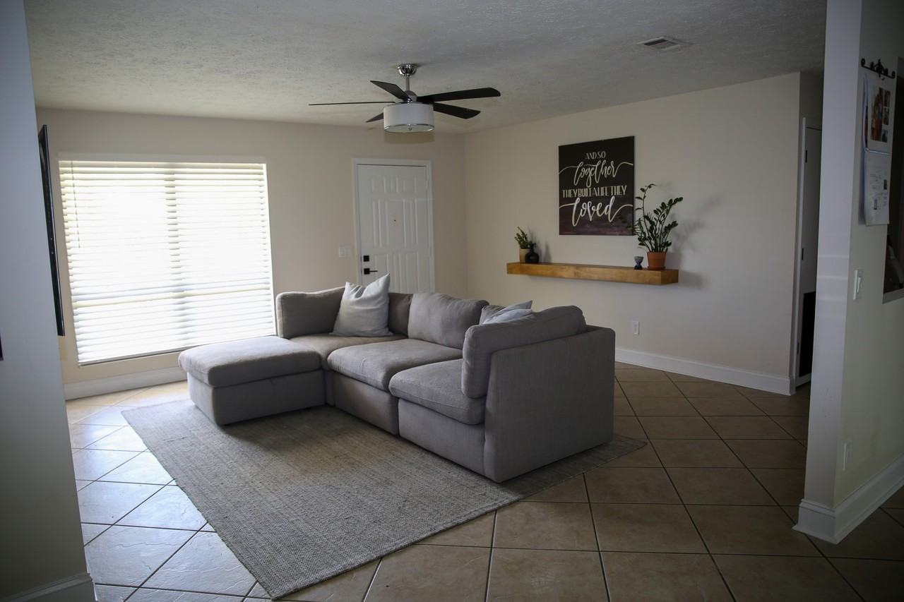 129 Christopher Dr #NA - Photo 3 of 17