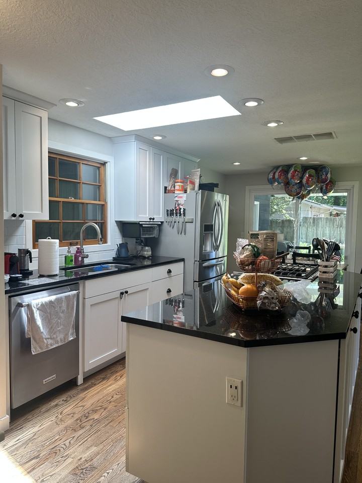 18543 Don Lee Way #NA - Photo 3 of 10