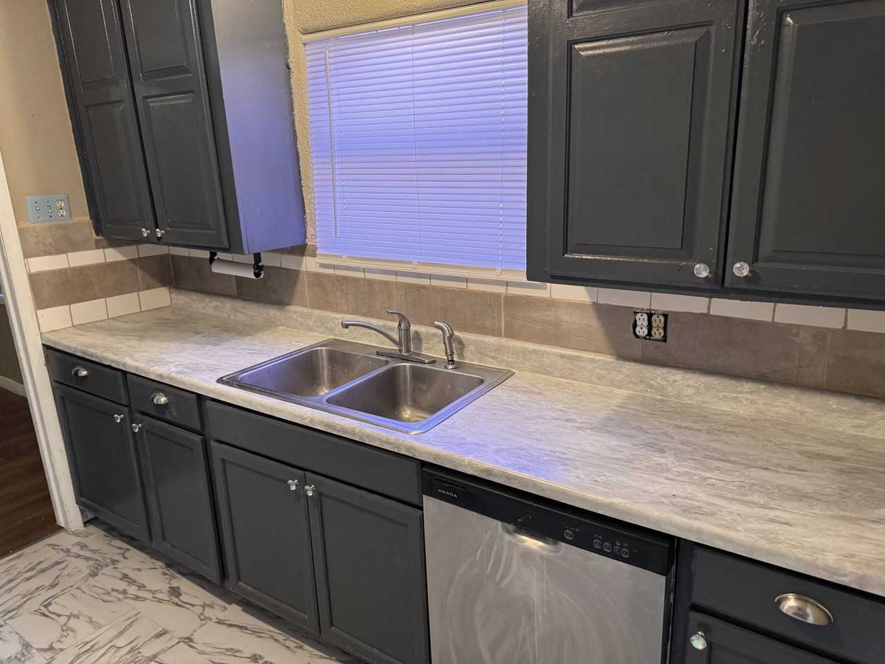 1503 W 7th St #NA - Photo 3 of 15