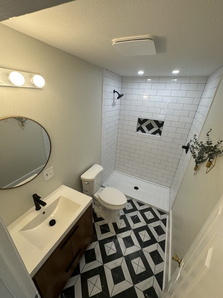 2015 Camp St #A - Photo 2 of 6