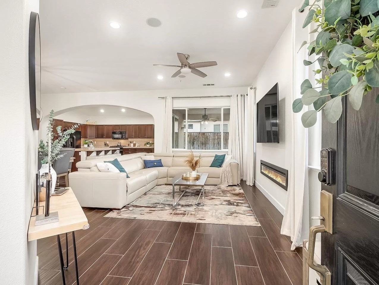 3756 W Black Walnut Ln #NA - Photo 5 of 14