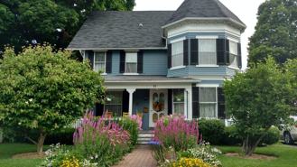 11 Pleasant St #3 - Photo 1 of 1