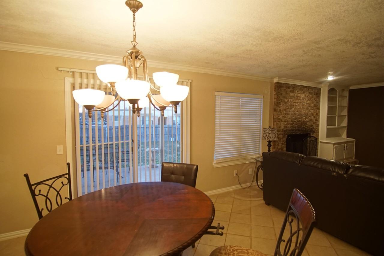 6419 Nw 63rd St #1 - Photo 5 of 12