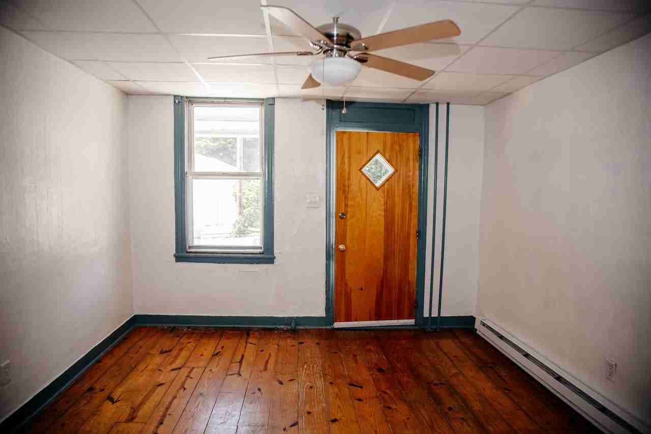 346 Pine St - Photo 2 of 15