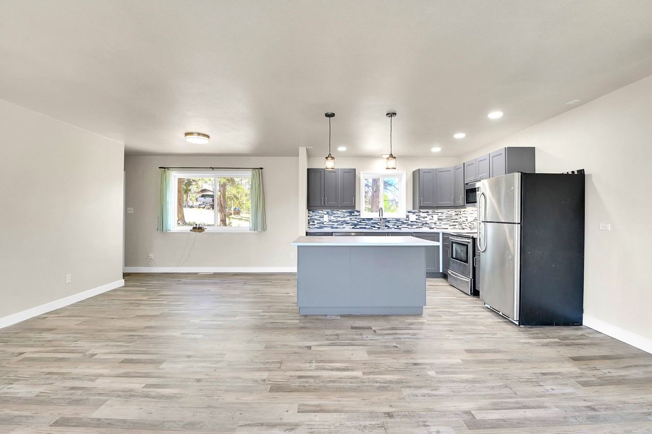 91 Sun Way #1 - Photo 4 of 33
