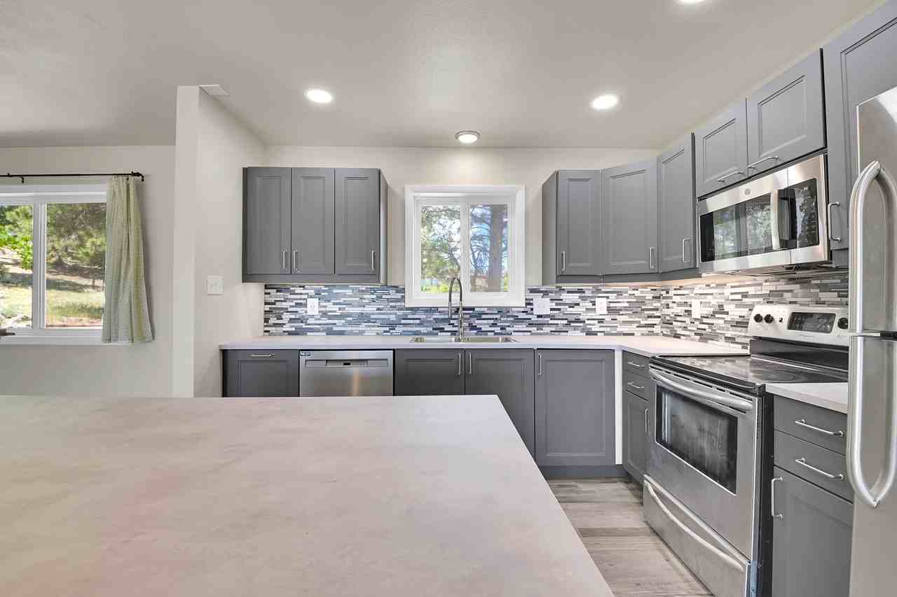 91 Sun Way #1 - Photo 5 of 33