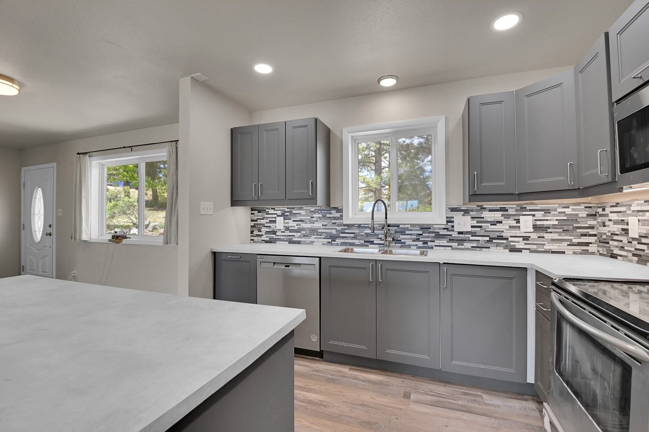 91 Sun Way #1 - Photo 6 of 33