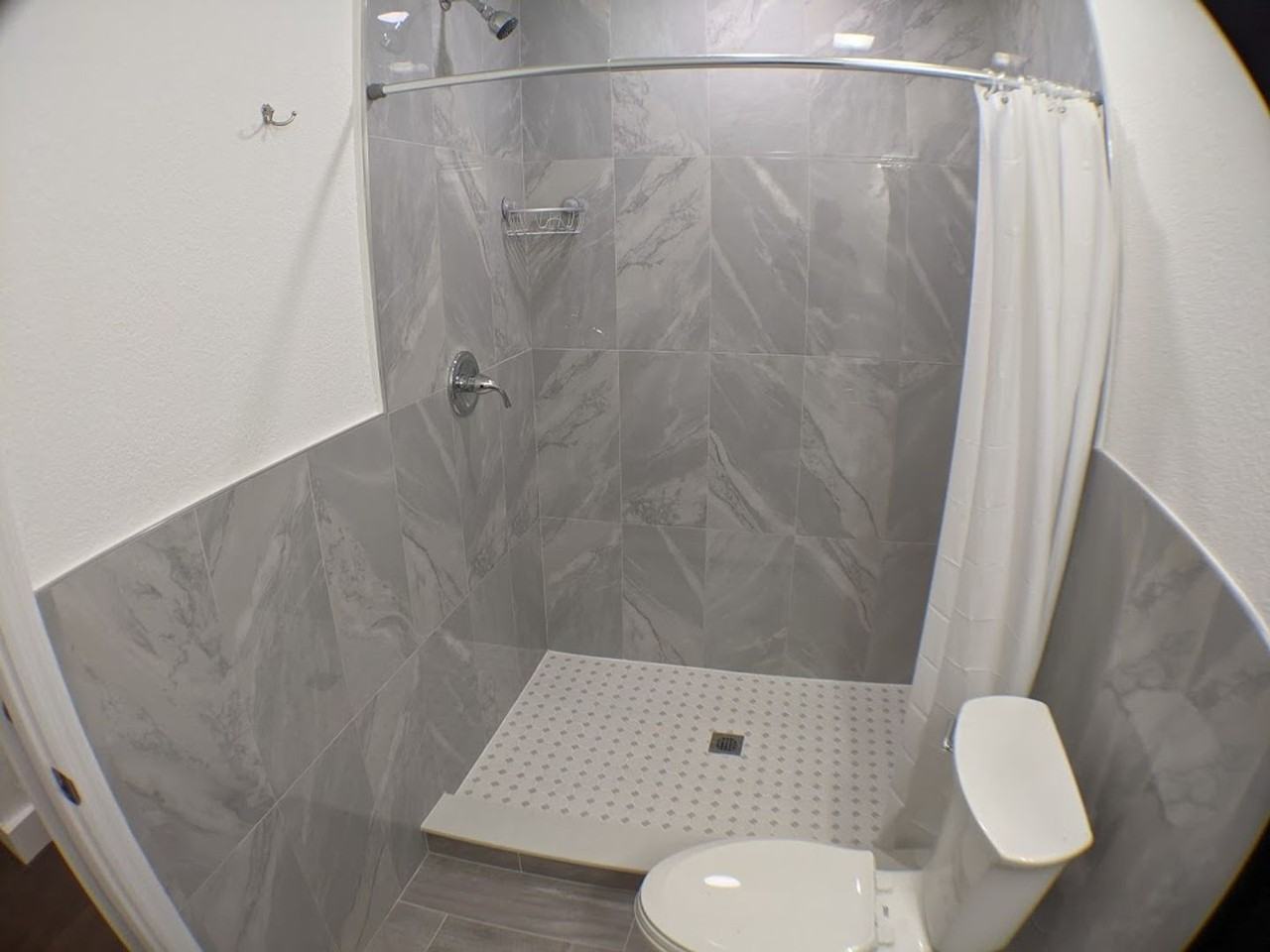 401 Colonia Lane East ##E. - Photo 2 of 10