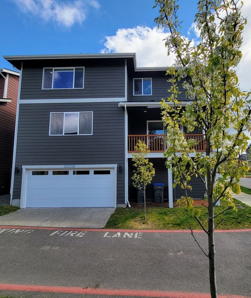 1012 Sedonia St - Photo 5 of 25