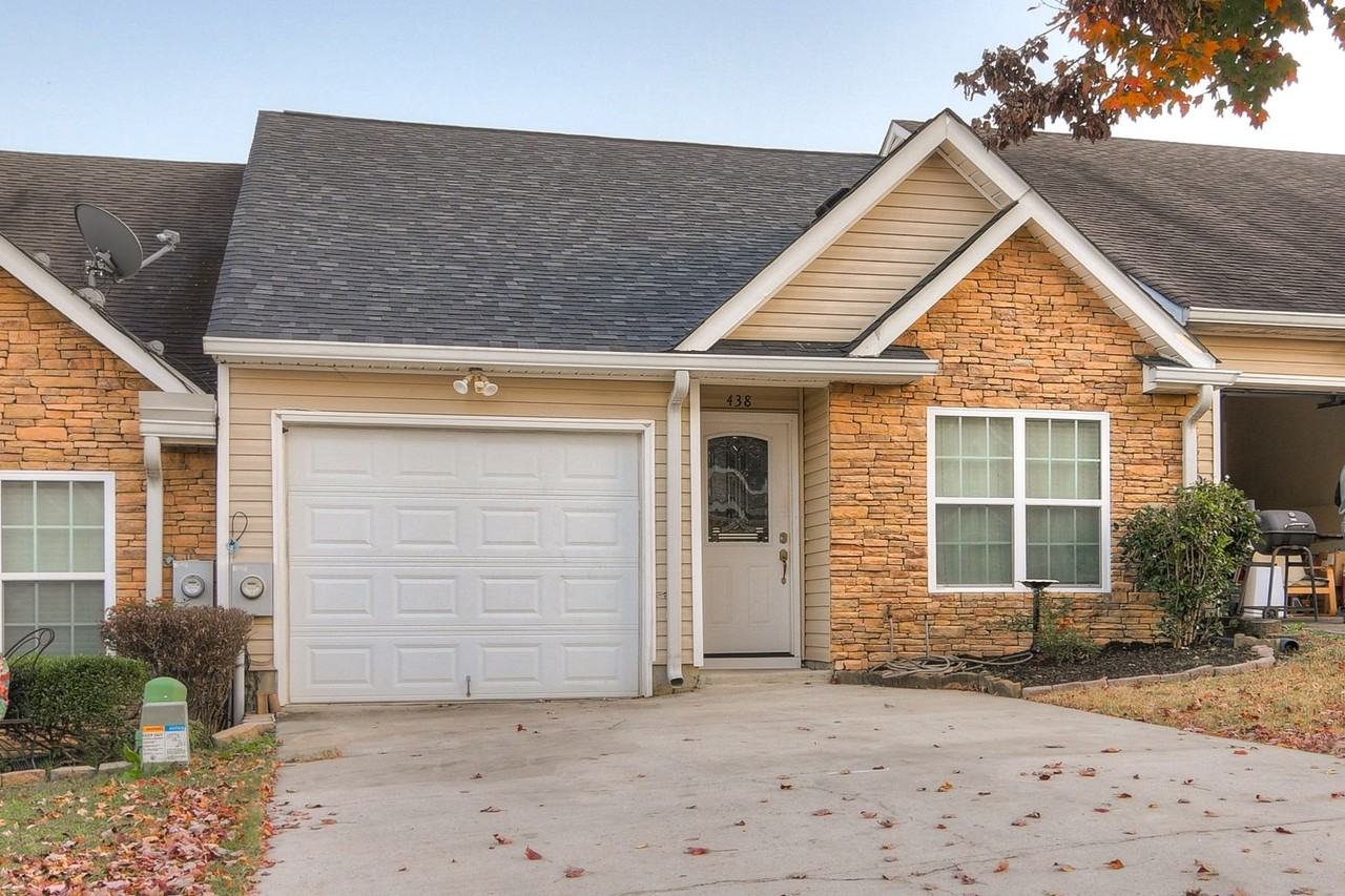 438 Northrop Pl - Photo 2 of 22