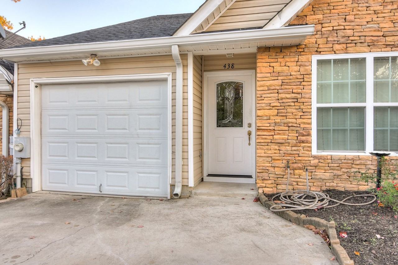 438 Northrop Pl - Photo 3 of 22