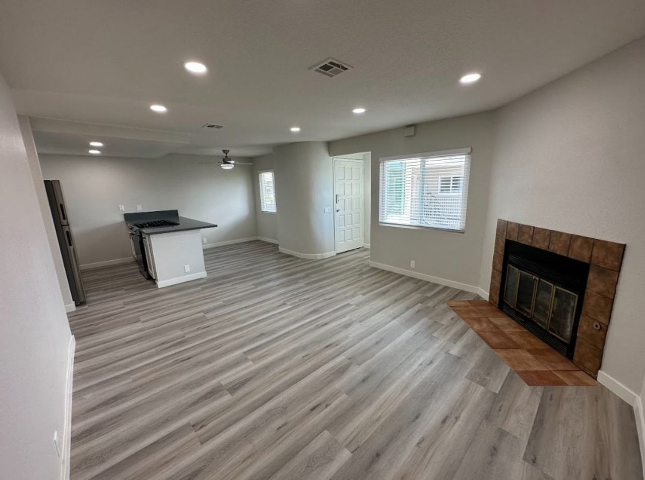 4586 Idaho Street - Photo 3 of 29