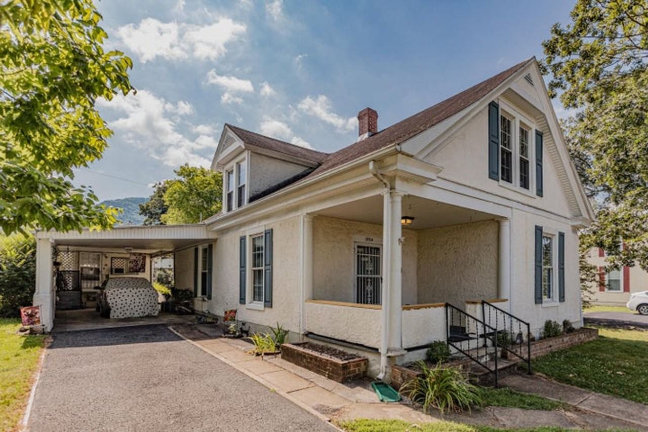 Chestnut1954 - Photo 3 of 3