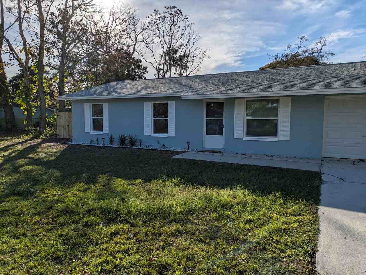 2128 Rudge Dr - Photo 2 of 30