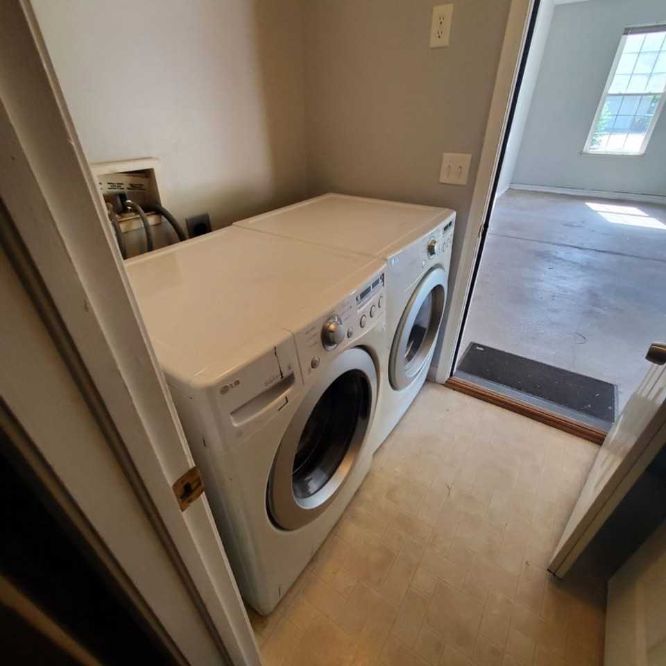 2643 Wyndgate Ct - Photo 7 of 21