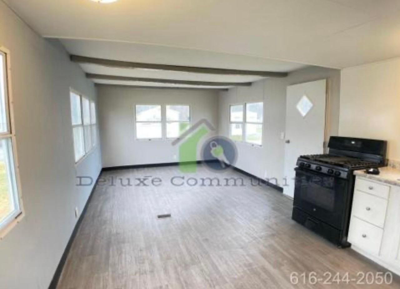 121 Wesler Dr - Photo 2 of 7