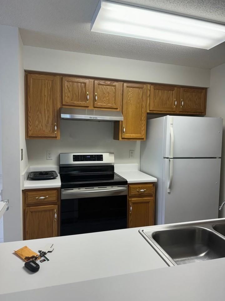 301 Settlement Dr - Photo 5 of 15