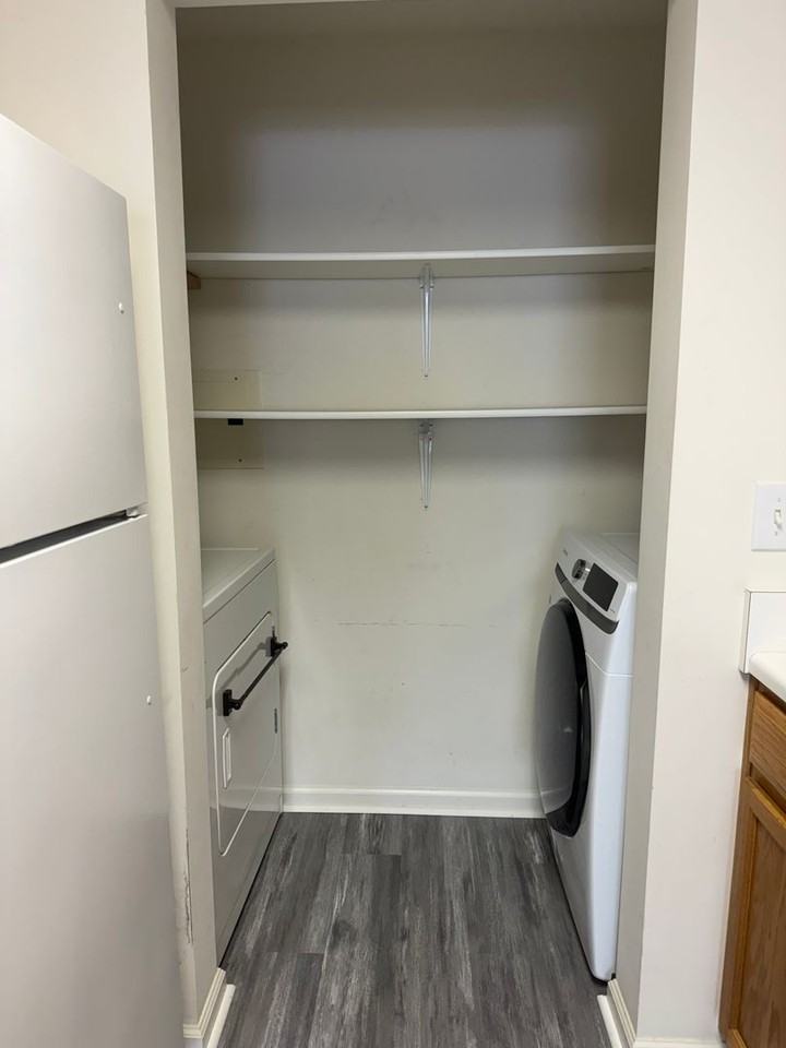 301 Settlement Dr - Photo 7 of 15