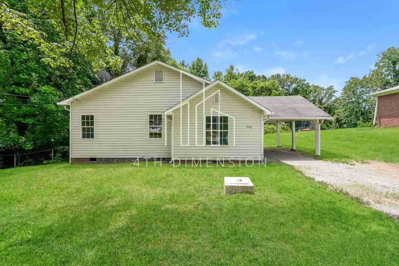 5918 Old Rural Hall Rd - Photo 2 of 15