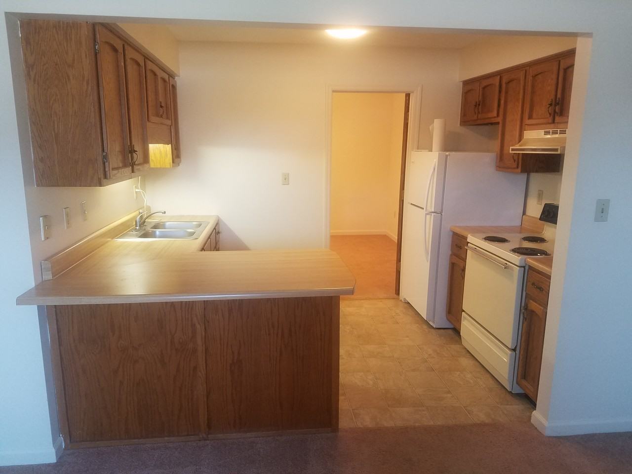 101 Maplehill Dr #2 - Photo 3 of 4