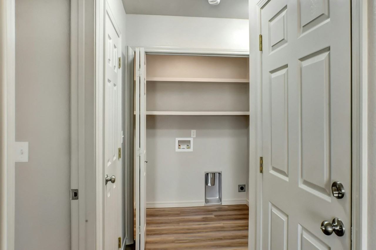 600 Ashland Avenue, Unit 2 - Photo 4 of 12