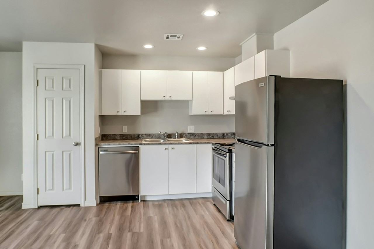 600 Ashland Avenue, Unit 2 - Photo 5 of 12