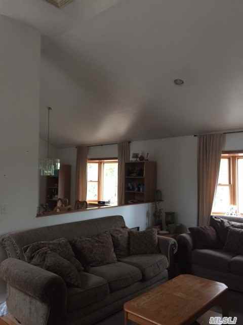 1214 August Rd - Photo 2 of 6