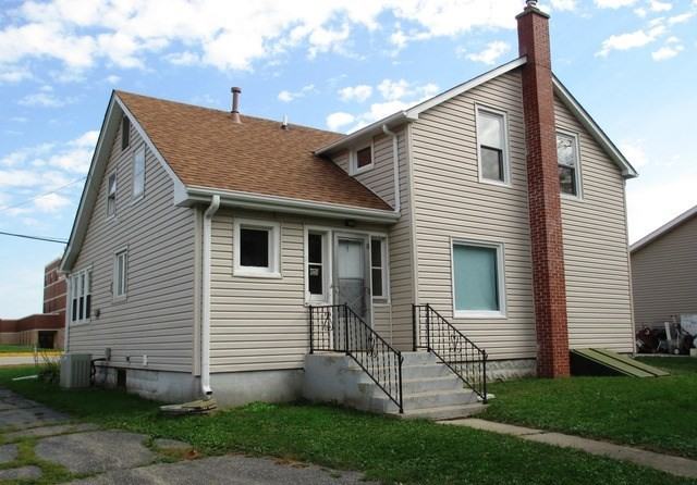 503 Wells St - Photo 2 of 13